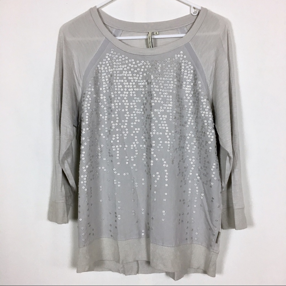 🌺5•4•$25 Calvin Klein 3/4 Sleeve Gray Sequin Top